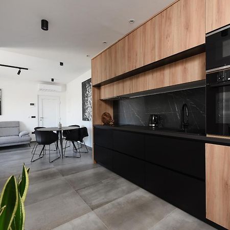 Luxury Apartment N ザダル エクステリア 写真